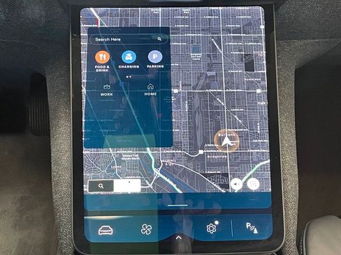 Used 2024 Lucid Air Touring image 32