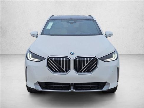 Used 2026 BMW X3 xDrive30i w/ Convenience Package AWD/4WD image 2