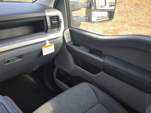 Used 2026 Ford F250 XL w/ STX Appearance Package AWD/4WD image 19