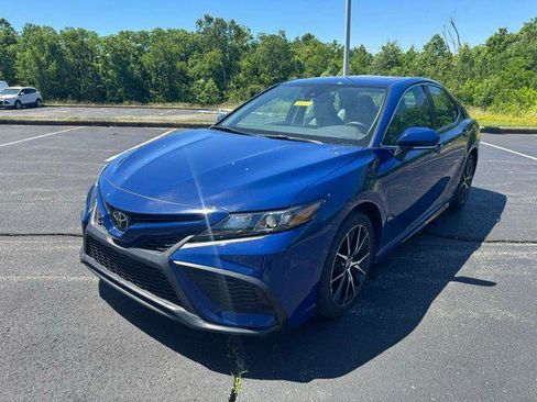 Certified 2023 Toyota Camry SE w/ Convenience Package FWD image 7