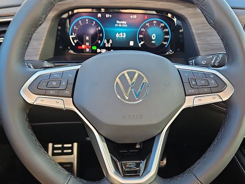 New 2026 Volkswagen Atlas SEL Premium R-Line image 19