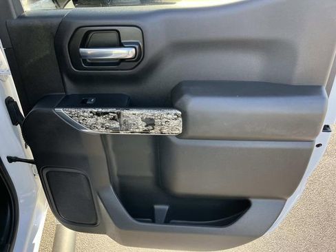 Used 2022 Chevrolet Silverado 1500 Custom Trail Boss w/ Realtree Special Edition image 18