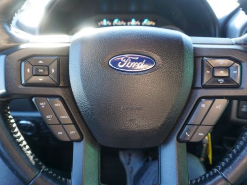 Used 2019 Ford F150 XLT w/ Equipment Group 302A Luxury image 17