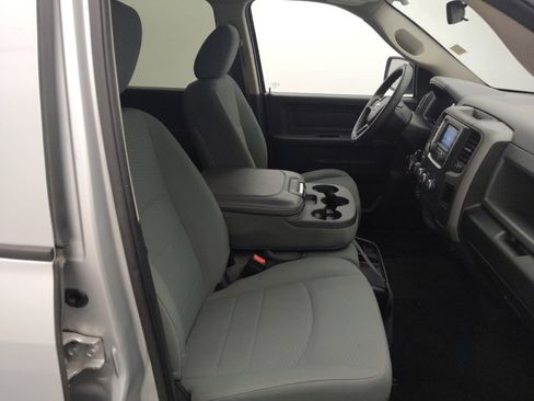 Used 2018 RAM 1500 Express image 21