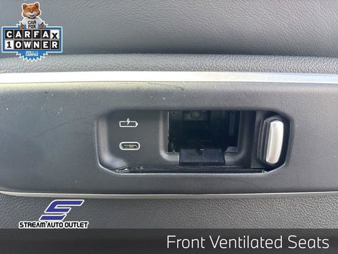 Used 2025 BMW X5 xDrive50e image 17