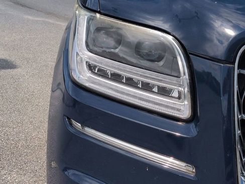 Used 2019 Lincoln Navigator L Reserve w/ Cargo Package AWD/4WD image 10