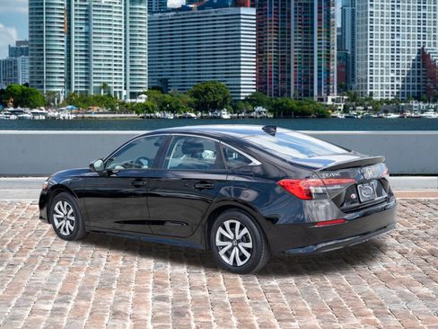 Used 2023 Honda Civic LX image 8