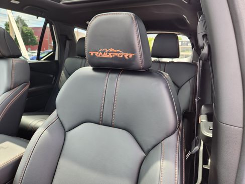 Certified 2025 Honda Pilot TrailSport image 11