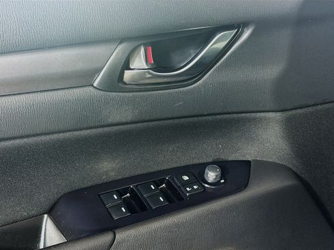 Used 2021 MAZDA CX-5 Sport FWD image 24