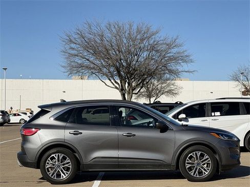 Used 2021 Ford Escape SEL w/ Technology Package image 3