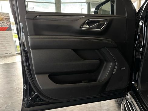 Used 2023 GMC Yukon XL Denali AWD/4WD image 33