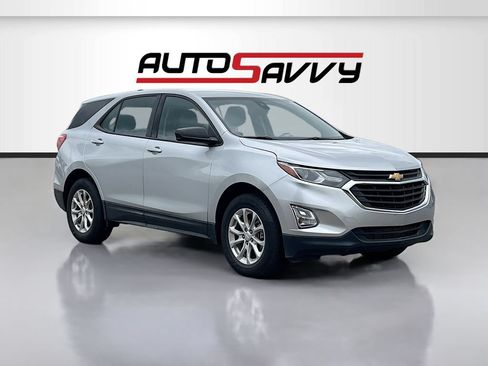 Used 2021 Chevrolet Equinox LS w/ LS Convenience Package AWD/4WD image 1