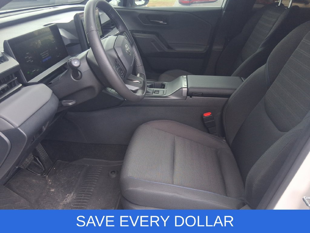 Used 2026 Toyota RAV4 SE FWD image 14