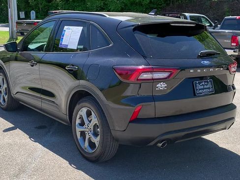 Used 2025 Ford Escape ST-Line FWD image 3