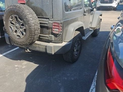 Used 2016 Jeep Wrangler Sport AWD/4WD image 4