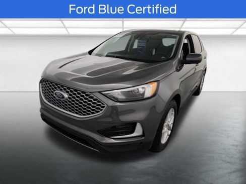 Used 2023 Ford Edge SEL image 2