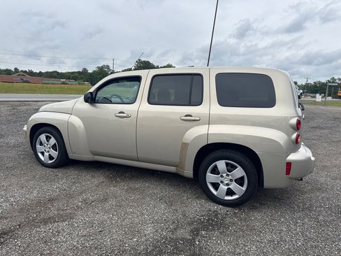 Used 2009 Chevrolet HHR LS FWD image 5