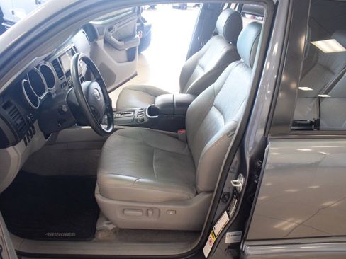 Used 2007 Toyota 4Runner Limited AWD/4WD image 57