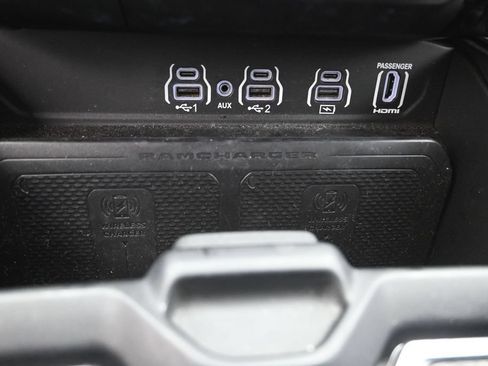 Used 2025 RAM 1500 Limited AWD/4WD image 30