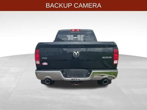 Used 2017 RAM 1500 Classic SLT w/ SLT Plus D￩cor Group AWD/4WD image 6