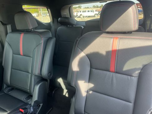 New 2026 Chevrolet Traverse RS w/ LPO, Illumination Package image 17