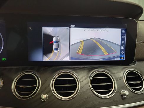 Used 2019 Mercedes-Benz E 450 4MATIC Sedan image 25