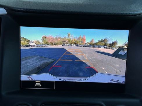 Used 2022 GMC Terrain SLT image 29