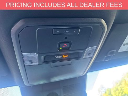 Used 2024 Toyota Tacoma TRD Off-Road AWD/4WD image 10
