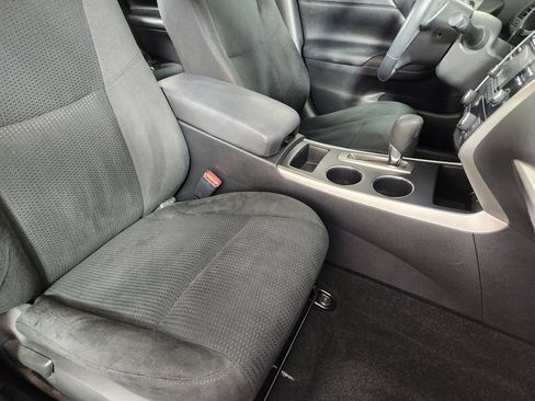 Used 2015 Nissan Altima 2.5 SV w/ Convenience Package FWD image 10