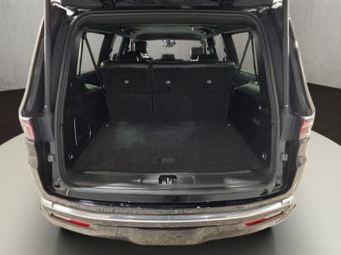 Used 2023 Jeep Wagoneer L Series II AWD/4WD image 23