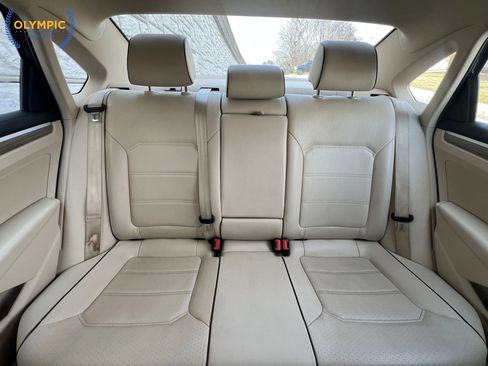 Used 2017 Volkswagen Passat 1.8T SE image 44