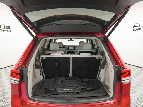 Used 2024 Volkswagen Atlas SE image 21