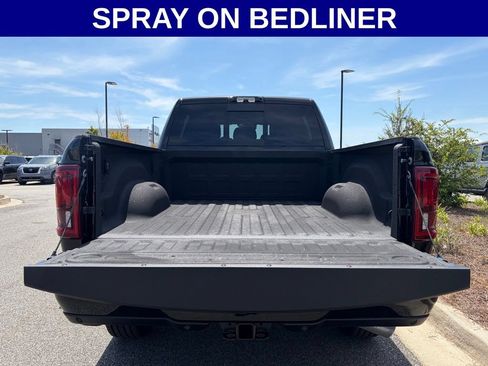 Used 2025 RAM 2500 Laramie w/ Towing Technology Group AWD/4WD image 8