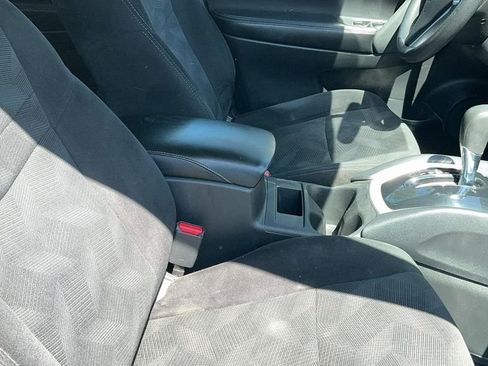 Used 2016 Nissan Rogue S w/ S Family Package FWD image 19
