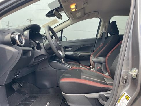 Certified 2025 Nissan Versa SR w/ Trunk Package FWD image 10