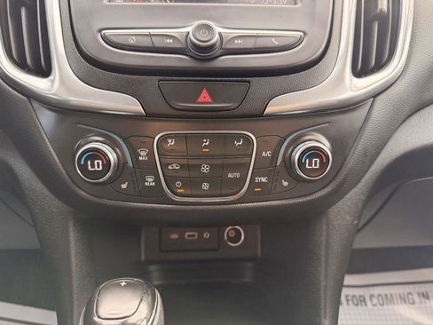 Used 2021 Chevrolet Equinox LT AWD/4WD image 21