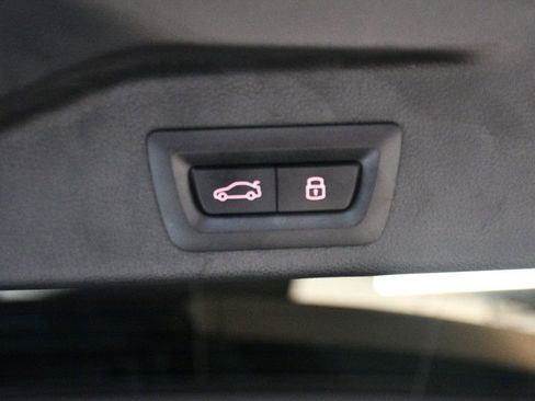 Used 2025 BMW X5 xDrive40i w/ Executive Package image 88