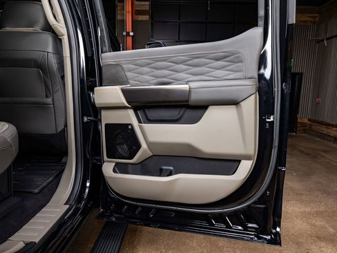 Used 2026 Ford F350 Platinum w/ Platinum Plus Package image 40