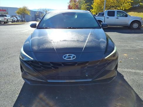 Used 2021 Hyundai Elantra SEL image 10