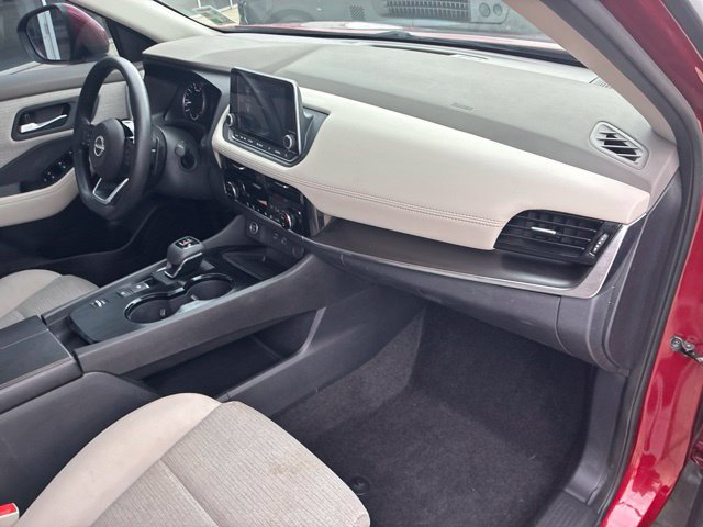 Used 2023 Nissan Rogue SV FWD image 12