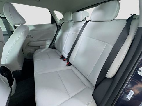 Certified 2025 Hyundai Kona SEL image 25