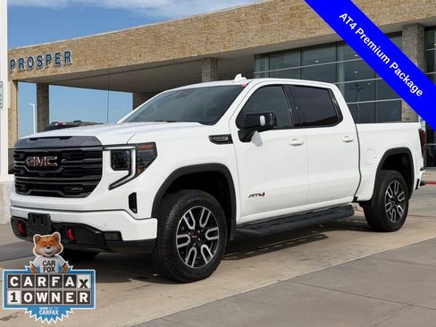 Used 2024 GMC Sierra 1500 AT4 w/ Technology Package AWD/4WD image 11