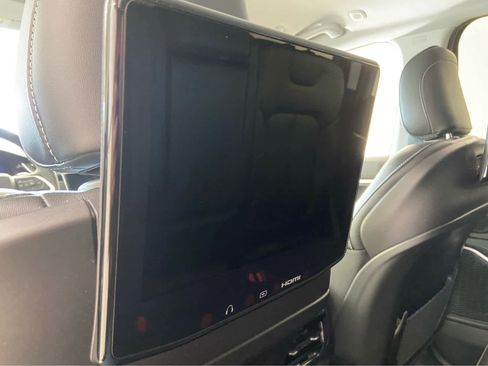 Used 2022 Jeep Grand Cherokee Limited 4xe w/ Rear Seat Video Group 1 image 18