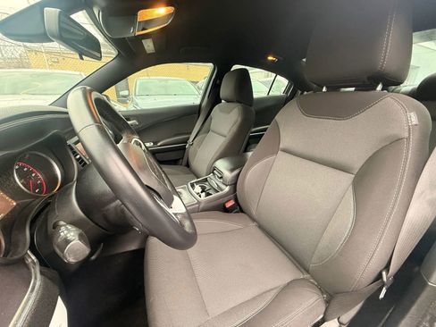 Used 2016 Dodge Charger SE w/ Popular Equipment Group RWD image 12