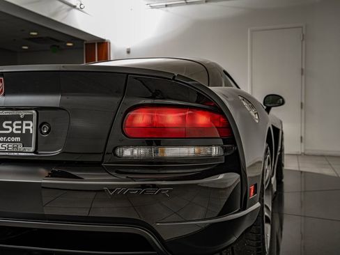 Used 2006 Dodge Viper SRT-10 image 18
