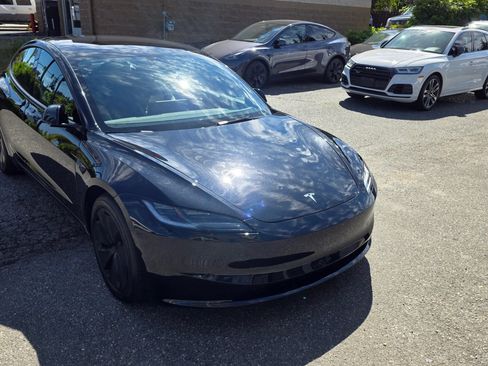 Used 2025 Tesla Model 3 Long Range AWD/4WD image 3