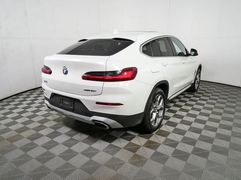 Used 2025 BMW X4 xDrive30i AWD/4WD image 28