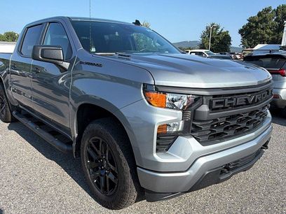New 2026 Chevrolet Silverado 1500 Custom w/ Turbomax Blackout Package