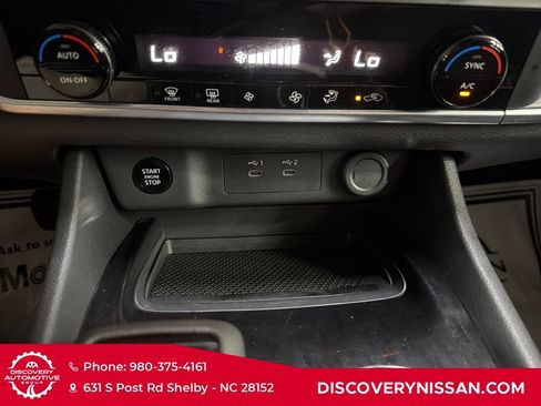 Certified 2025 Nissan Rogue SV AWD/4WD image 19