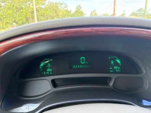 Used 2002 Cadillac De Ville FWD image 13